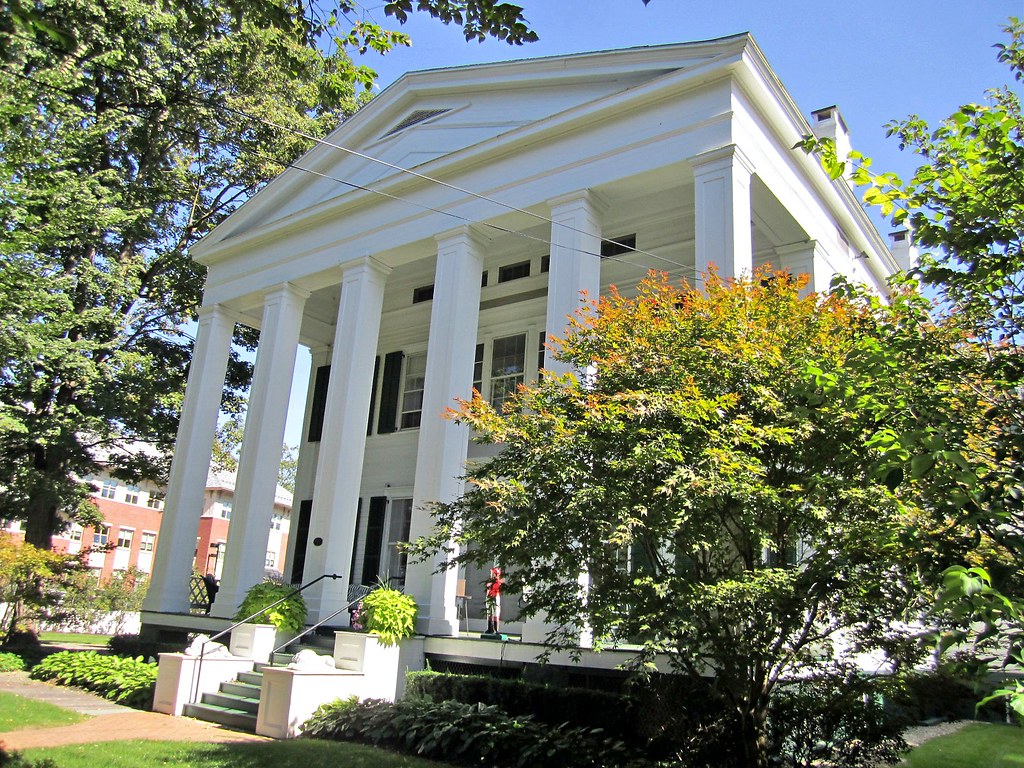 Greek revival house, Circular St., Saratoga Springs, New Y… Flickr