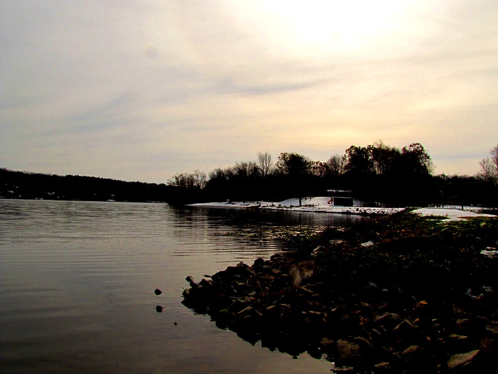 .Long Meadow Pond, Bethlehem, CT . Preston Rutz Flickr