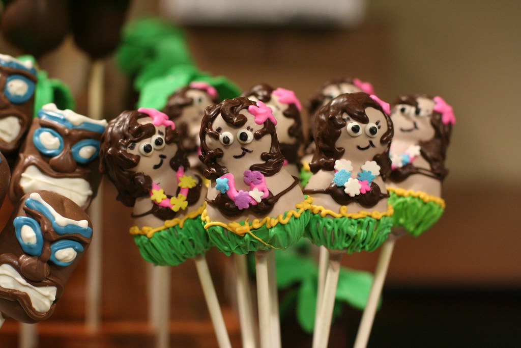 Hula Girl Cake Pops Sweet Lauren Cakes Flickr