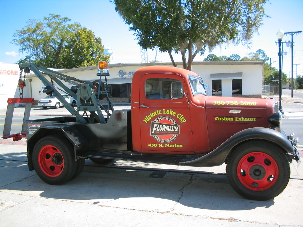 Historic Lake City Renovated Tow Truck I better get names … Flickr