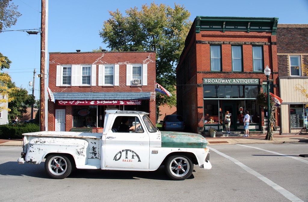 Downtown Geneva Ohio Thom Sheridan Flickr