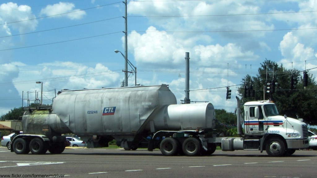CTL Mack Tanker Truck No idea what they carry in this one.… Flickr