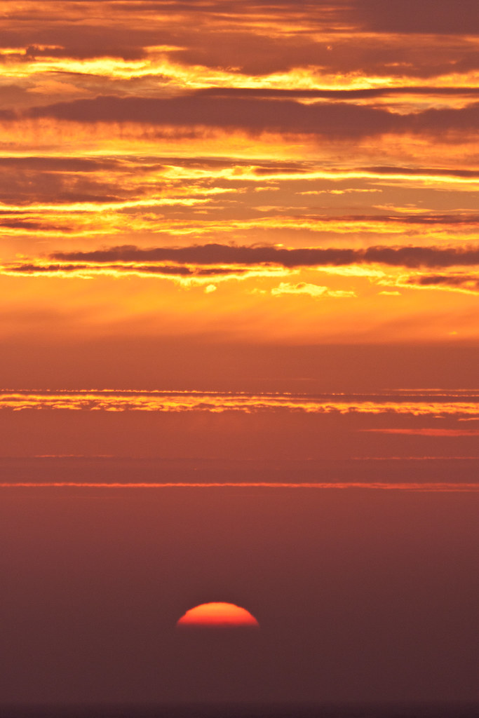 Sunset 3 Sunset over the Lofoten arctic islands Tom Bech Flickr