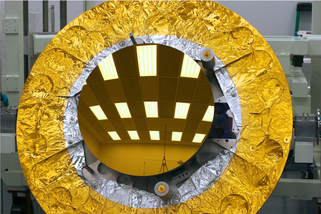 James b Space Telescope Secondary Mirror The James b… Flickr