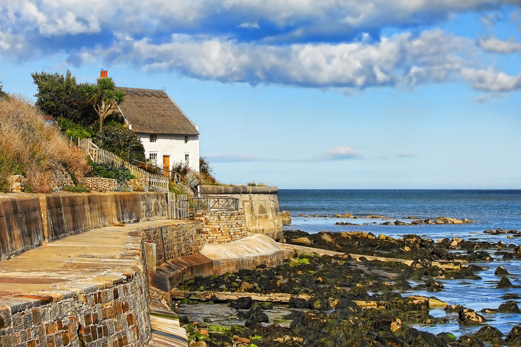 Runswick bay, thatched cottage . North Yorkshire Holiday s… Flickr