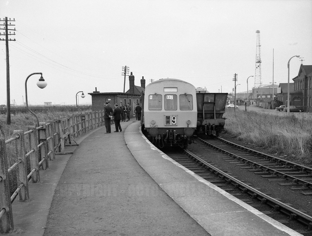immingham dock station DMU RCTS tour 071067 Photo Ivan St… Flickr