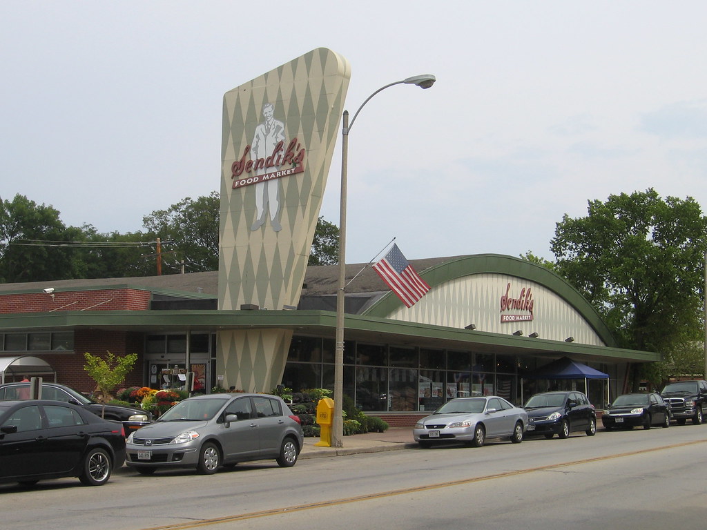 Kohl's arch number one (Wauwatosa, WI) Old Kohl's food sto… Flickr