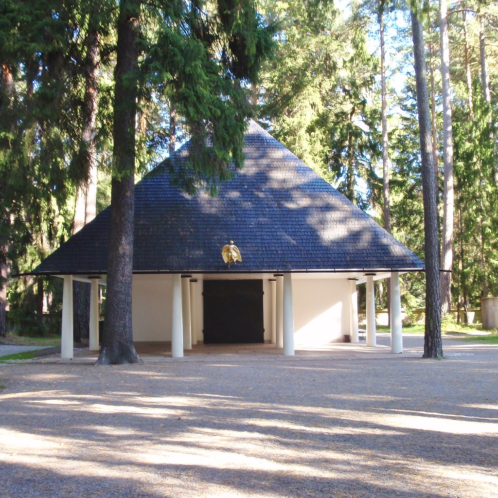 Woodland Chapel.