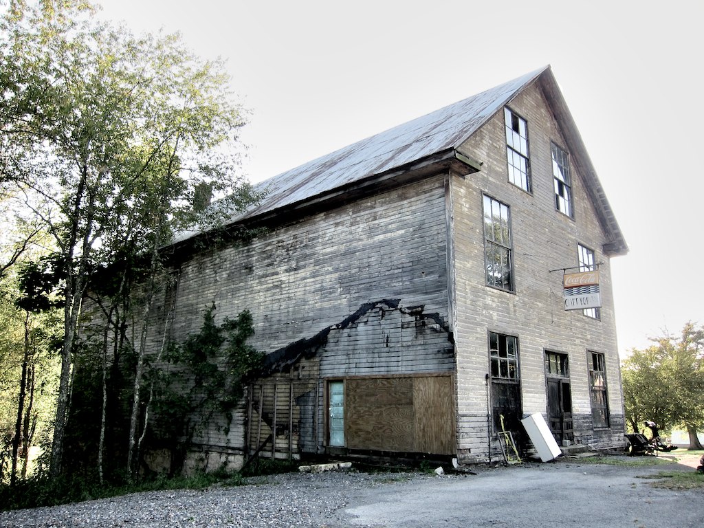 Clifftop Company Store The mining company store at cliffto… Flickr