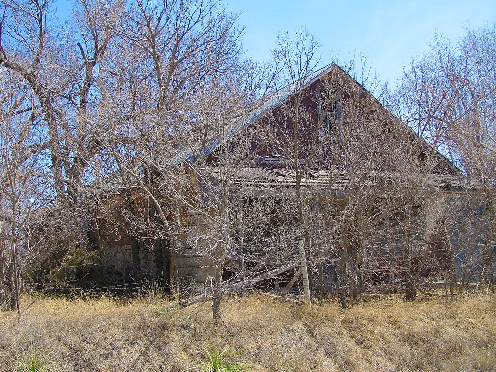 Overgrown stone cottage Studley, Kansas, on the high plain… Flickr
