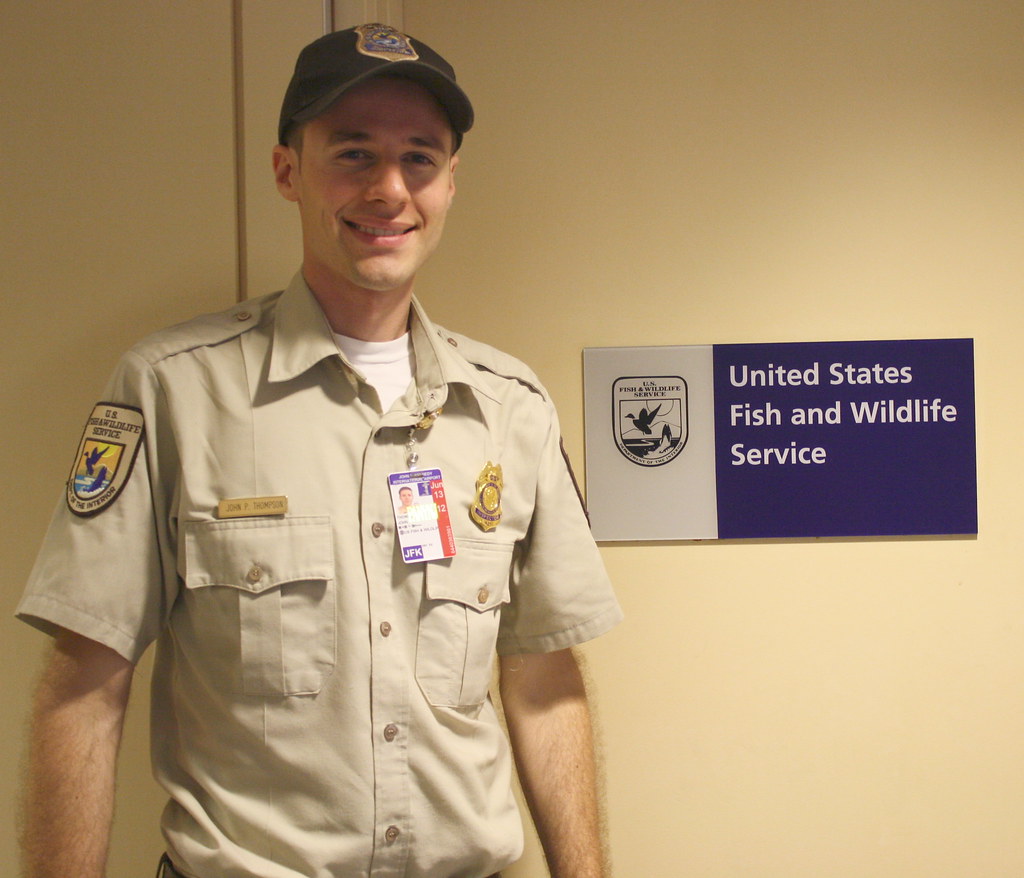 Inspector at JFK International Airport Inspectors from the… Flickr