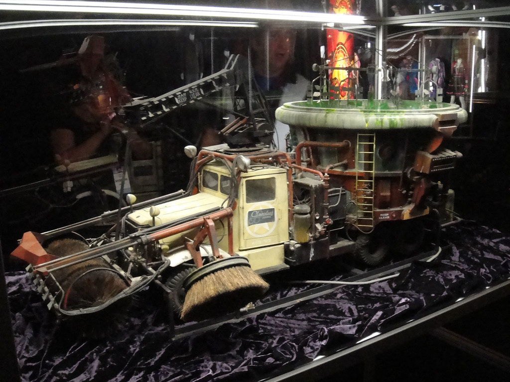 D23 Expo 2011 Who Frames Roger Rabbit? props (Dip truck