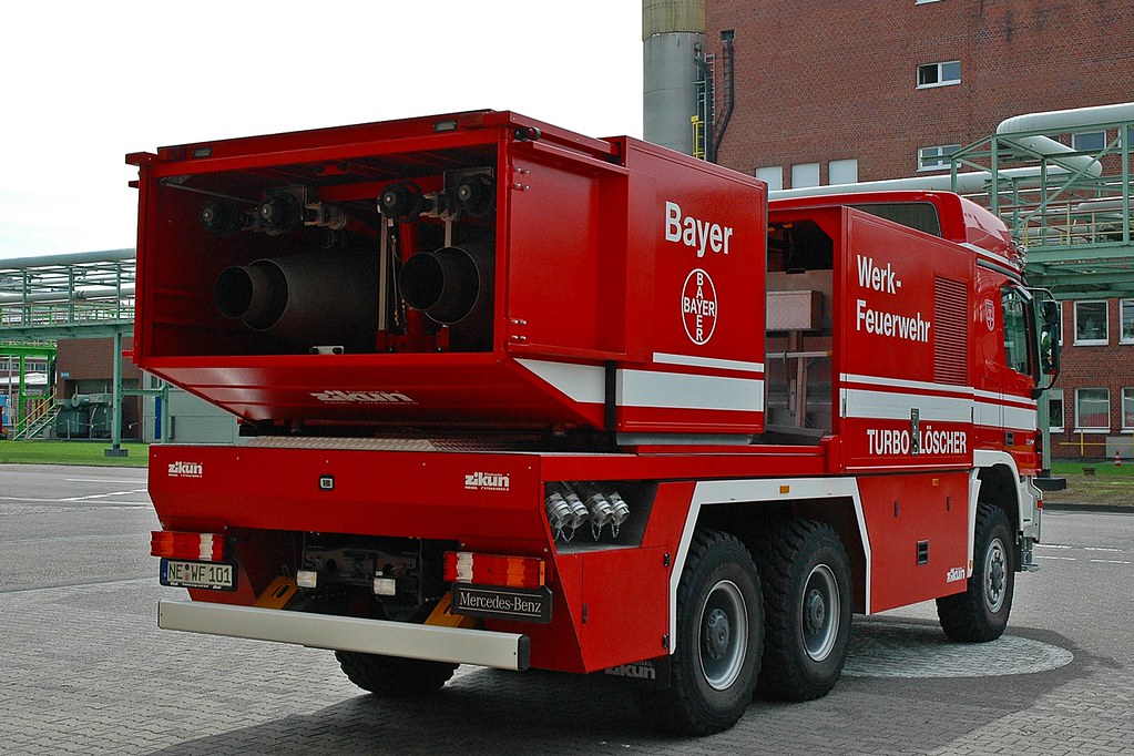 Werkfeuerwehr Bayer Turbolöscher Mercedes Benz Actros 3344