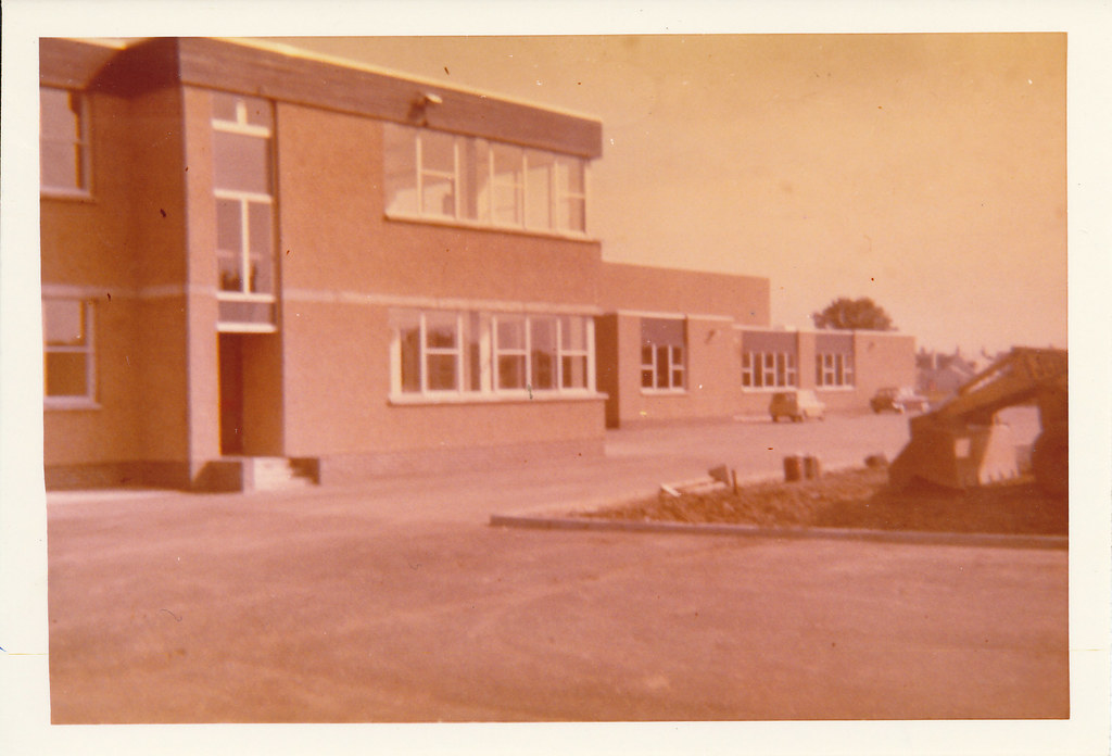 Kilwinning Academy, Dalry Road For more information on the… Flickr