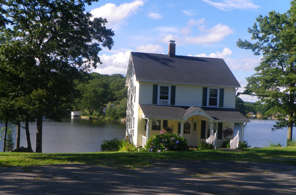IMGP9921stcr Hitchcock Lake Wolcott CT Francisco Jimenez Flickr