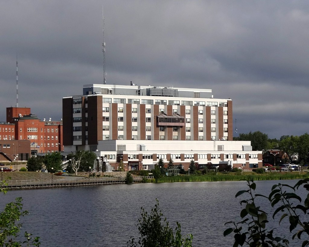 L'hôpital de RouynNoranda, Québec L'hôpital de RouynNora… Flickr