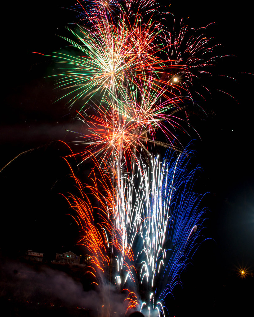Branson MO Fireworks Trying out a new technique for shooti… Flickr
