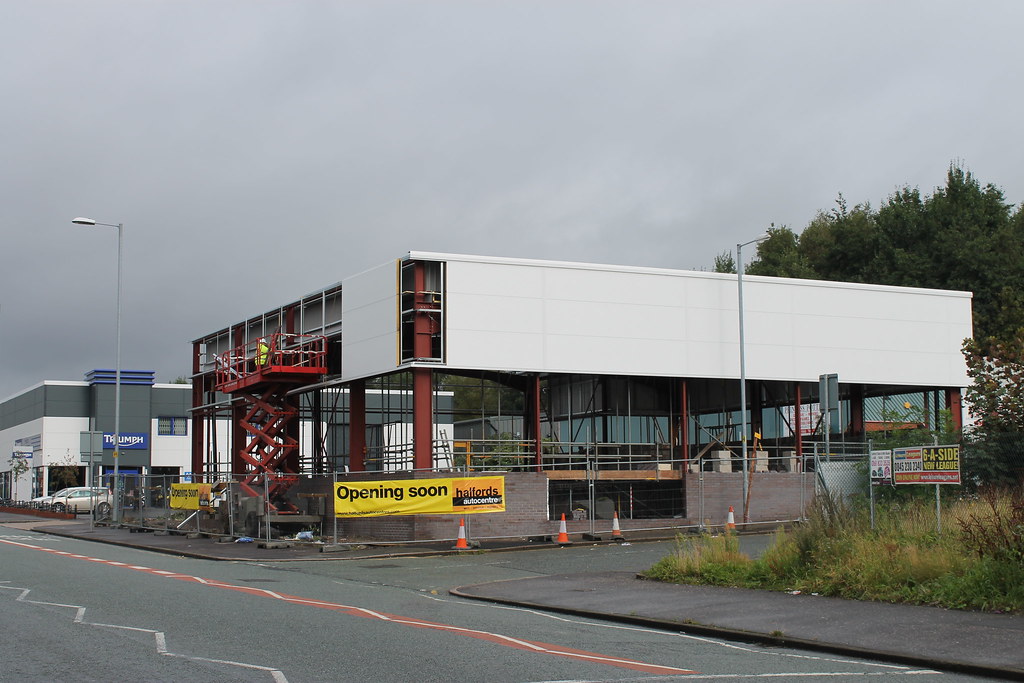 Halfords Bury New Road Manchester James Or Mark Flickr