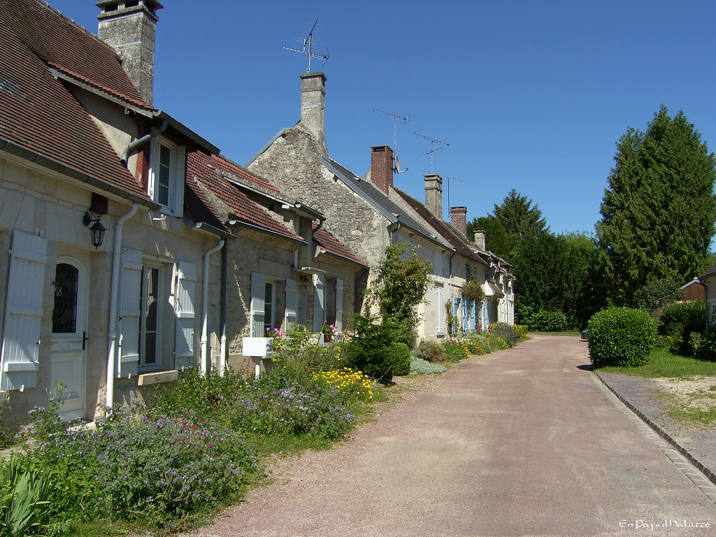 SaintJean aux Bois_Village SaintJean aux Bois Oise (Fr… Flickr