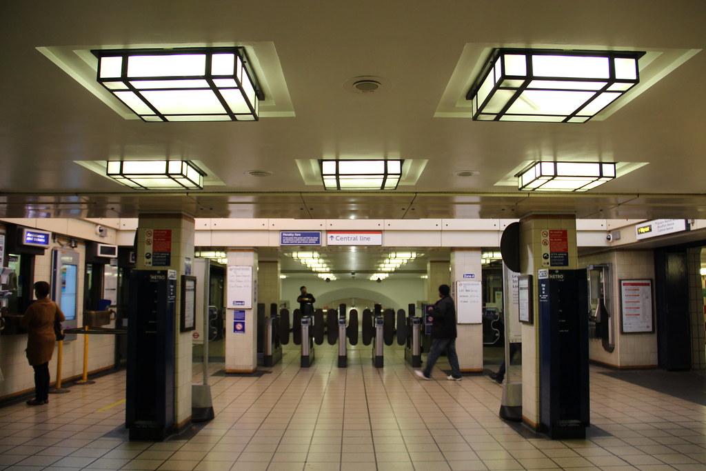 Gants Hill Station, Booking Hall Construction on Gants Hil… Flickr