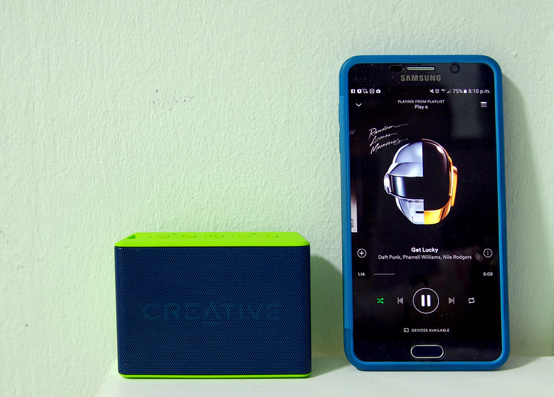 creative muvo 2c portable bluetooth speaker