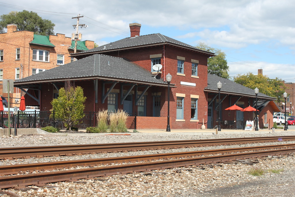 Pennsylvania Railroad Station, Tarentum, PA This restored … Flickr
