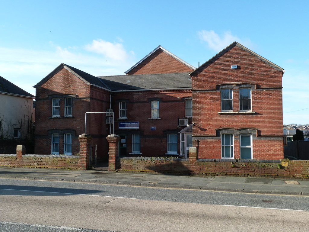 Old Police Station ? Fairlee Rd Newport Isle of Wight Flickr