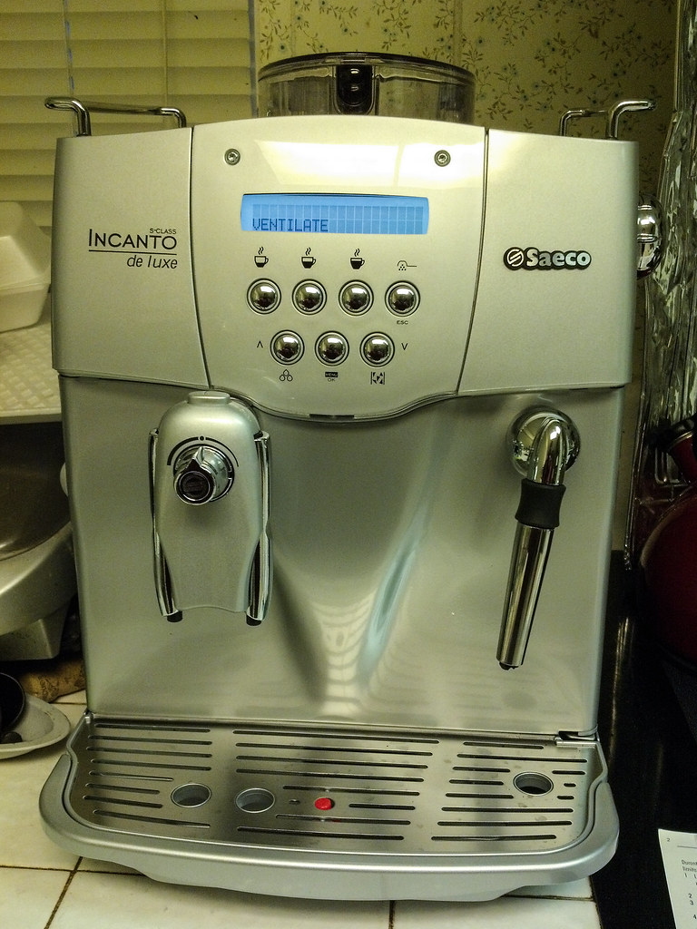 Saeco Incanto Deluxe Refurbished machine to replace the de… Flickr