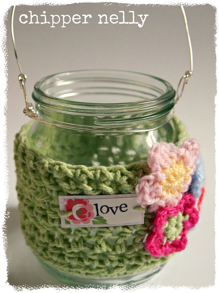Crochet jar cosy with flowers www.chippernelly.blogspot.co… Flickr