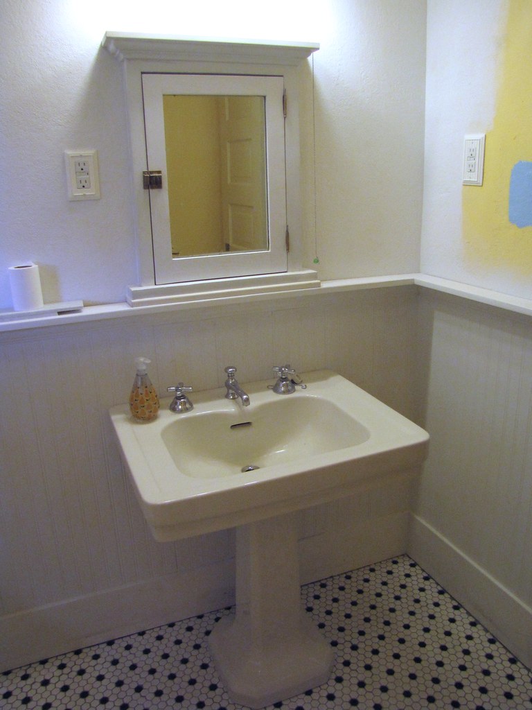 Medicine installed! The is now primed and … Flickr