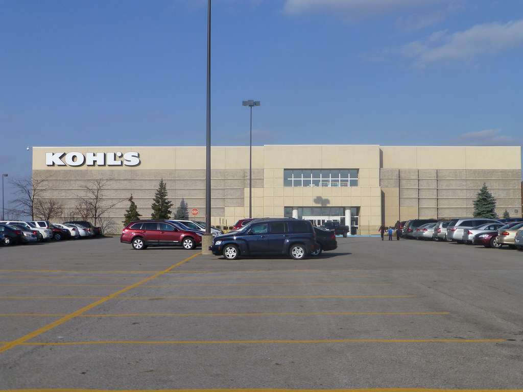 Kohl's in Parma, Ohio A twostory Kohl's store. Flickr