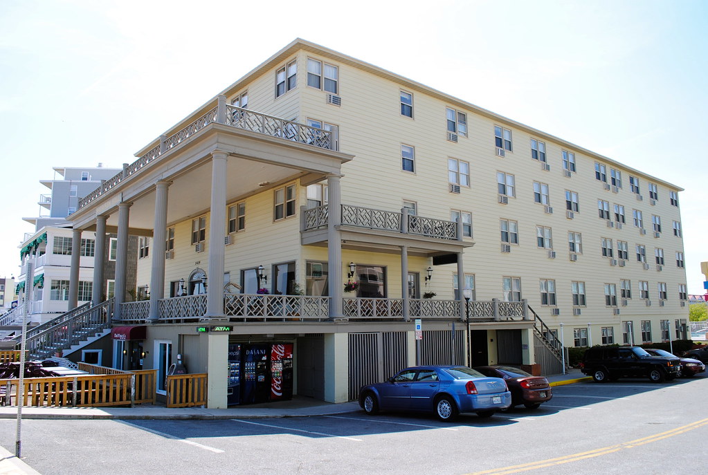 Boardwalk, Ocean City, MD Harrison Hall Hotel, 14th St and… Flickr