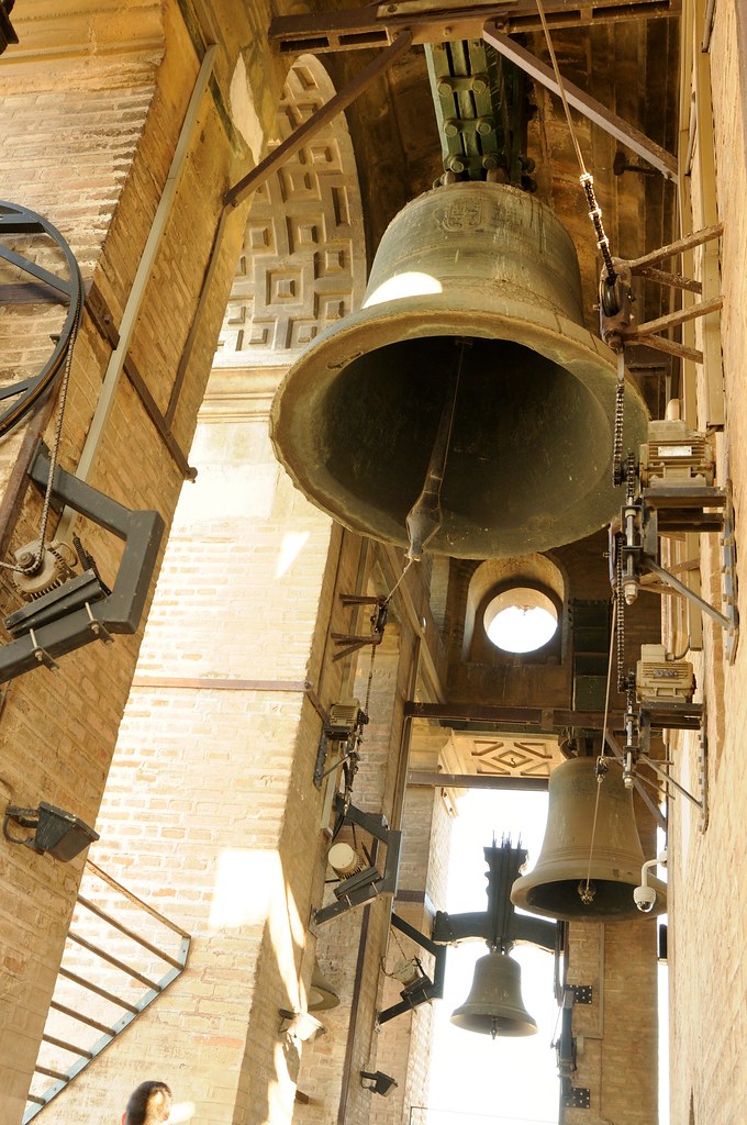 Church Bells Ringing at the Bell Tower( Giralda) at Sevill… Flickr