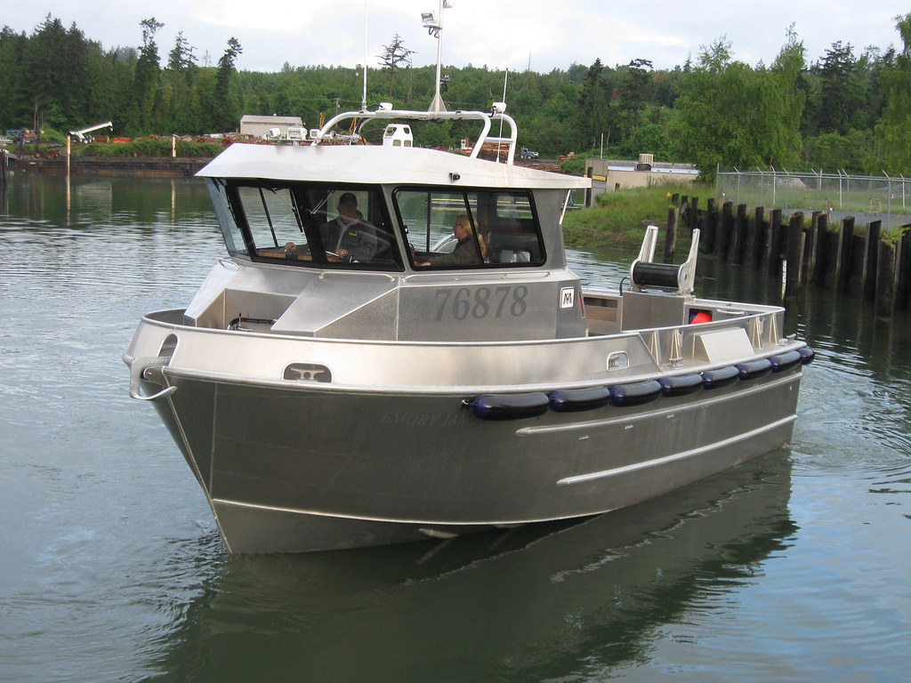 32ft Aluminum Sternpicker boat by Mavri… Flickr