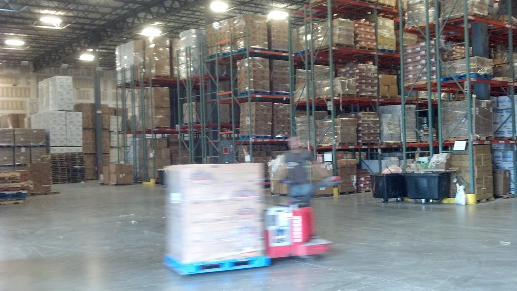 Commercial Cleaning Supplies in Maryland picking up janito… Flickr