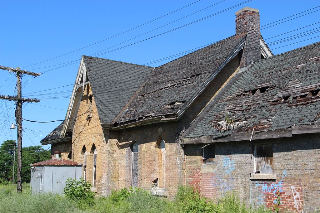 Old Canadian National Railway Station (Ingersoll, Ontario)… Flickr