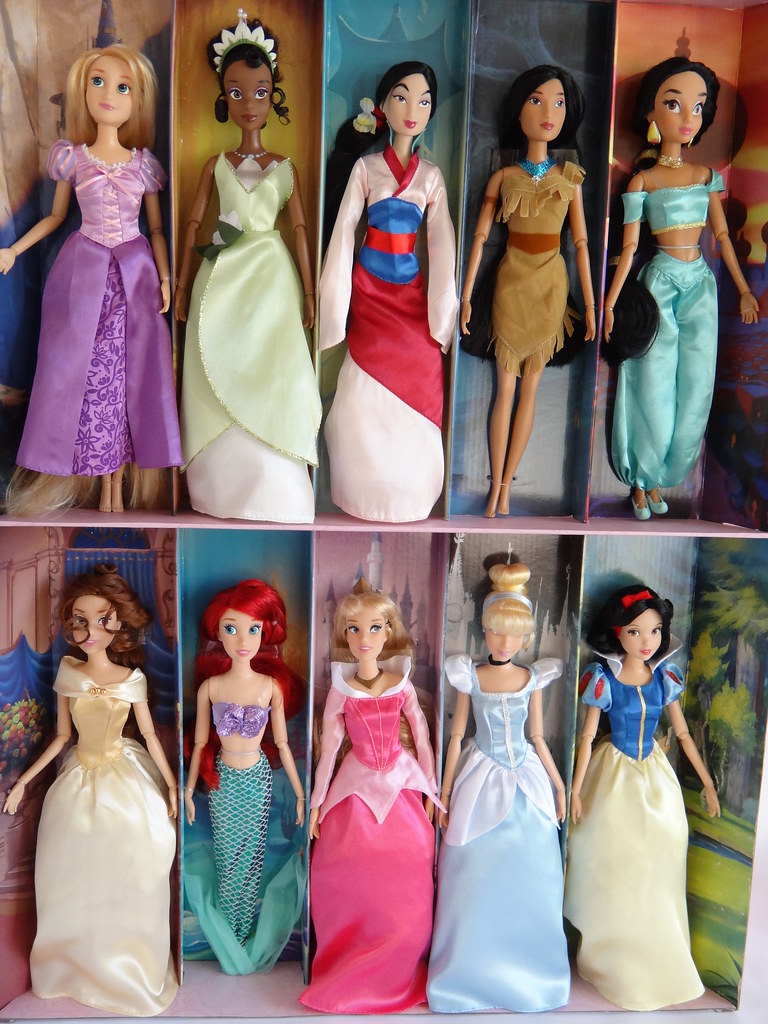 2012 Disney Princess Classic Film Collection 10 Doll Set