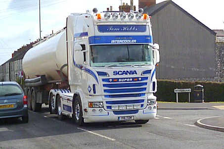 Scania Super V8 Tanker | Seen in radstock | lee bristol ...