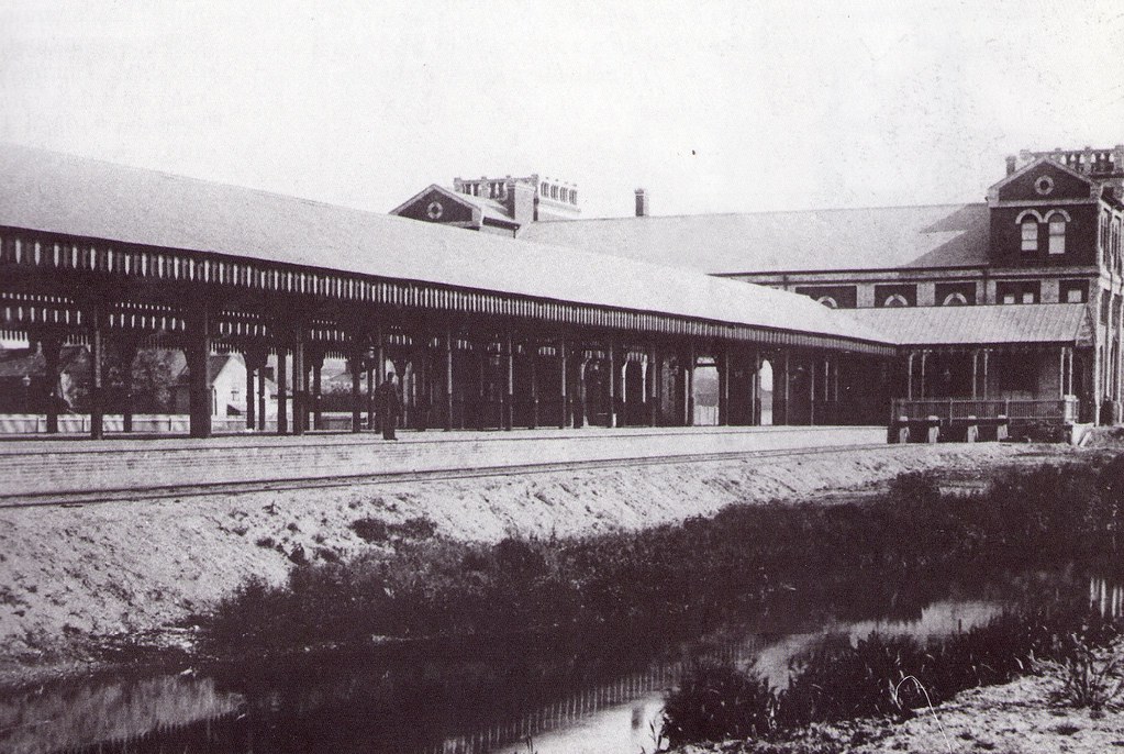 Norwich City The station at Norwich was a two storey build… Flickr