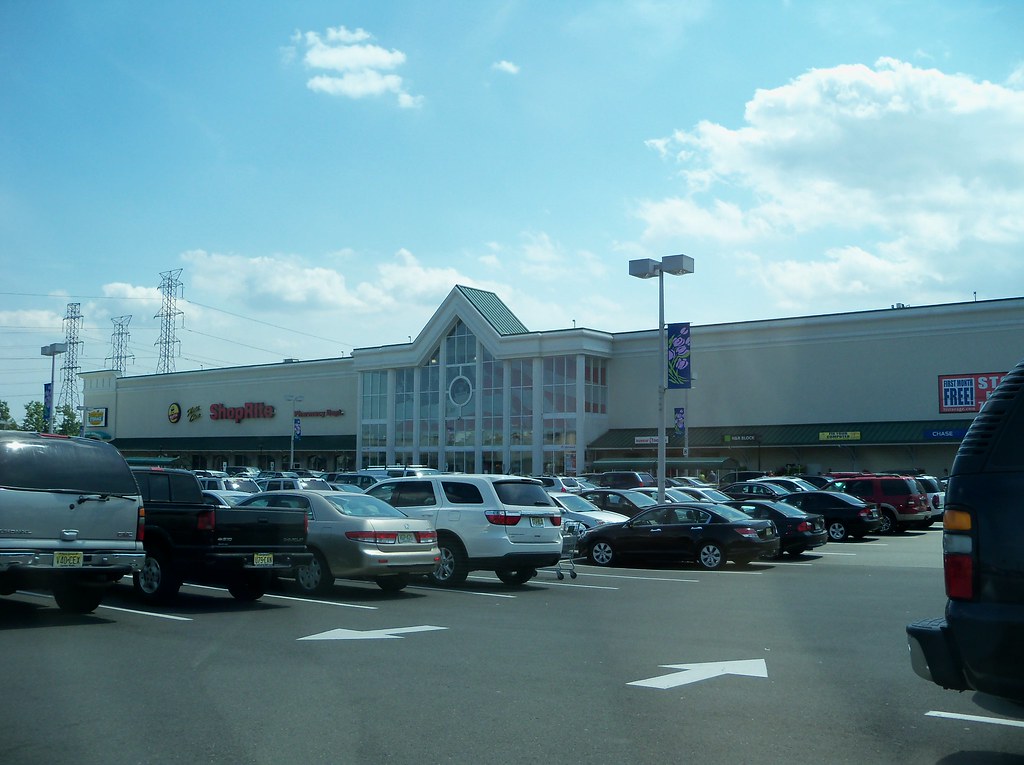 Korvette's/ Caldor/ ShopRite Woodbridge, NJ St. Flickr