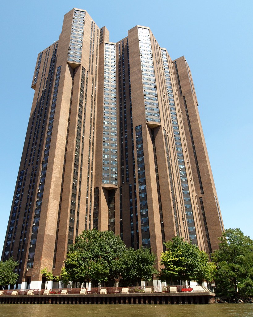 Harlem River Park Tower I, Morris Heights, Bronx, New York… Flickr