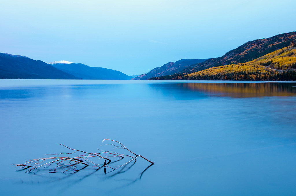 Little Salmon Lake Little Salmon Lake in Canada's Yukon Te… Flickr