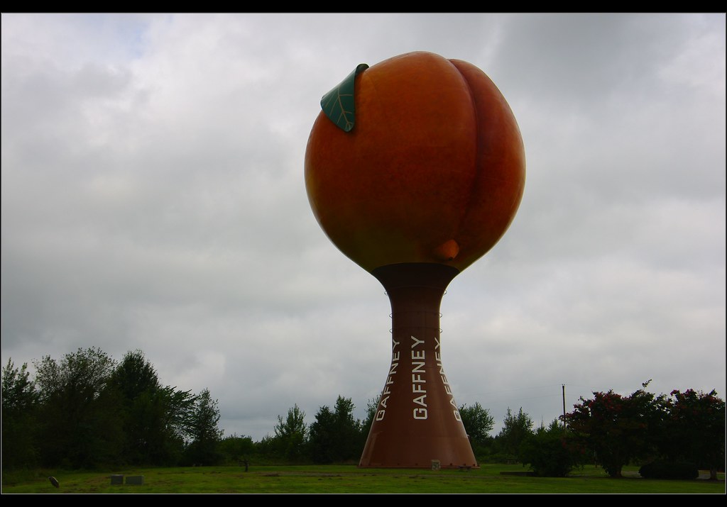Gaffney Peach Water Tower Peachoid Water Tower Gaffney, So… Flickr