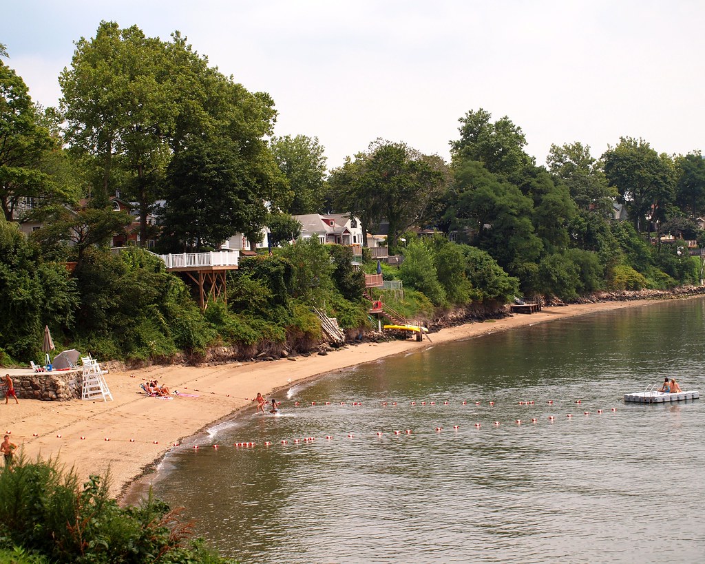Silver Beach Resident Beach, Bronx, New York City jag9889 Flickr