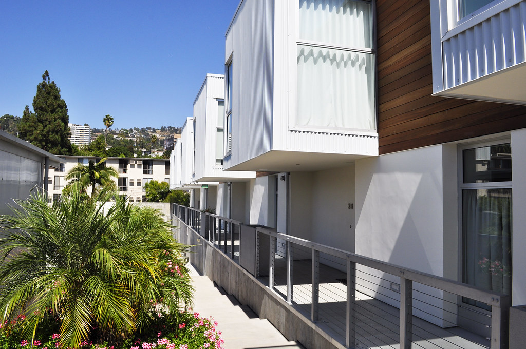 Hancock Lofts West Hollywood Apartments Facebook The Boule… Flickr