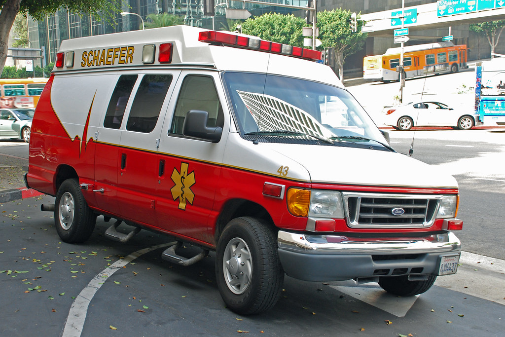 Schaefer Ambulance Ford ESeries ambulance in downtown Los… So Cal