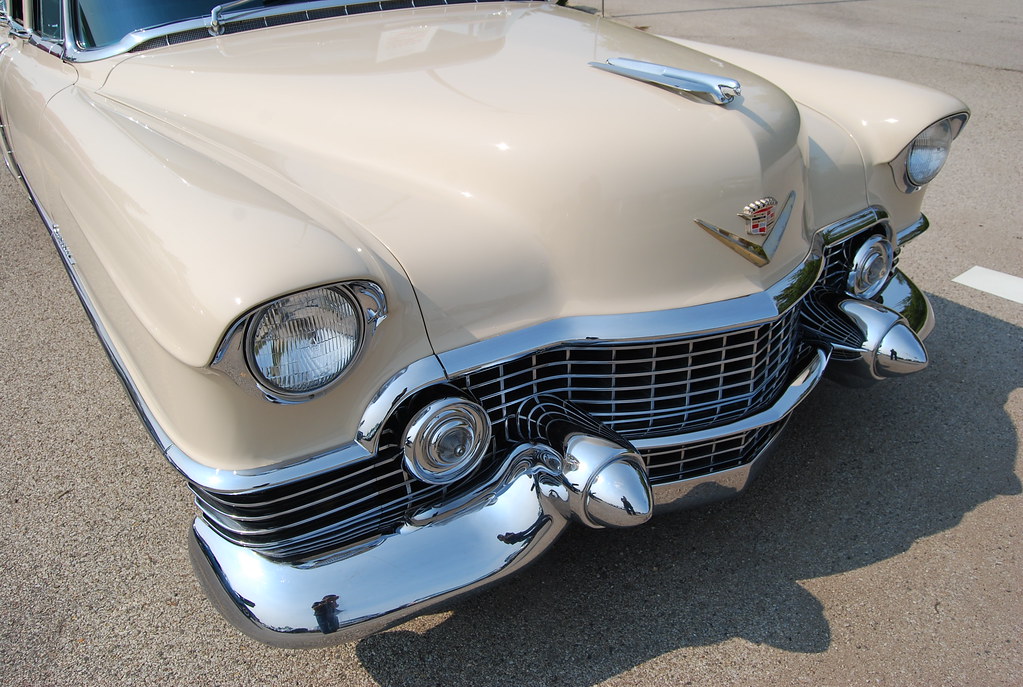 Cadillac's "Dagmar" Bumpers artistmac Flickr
