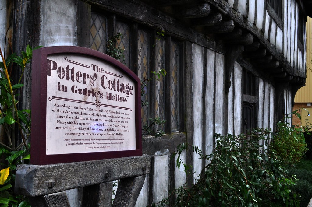 Potters cottage, Godric's Hollow According to the Harry Po… Flickr