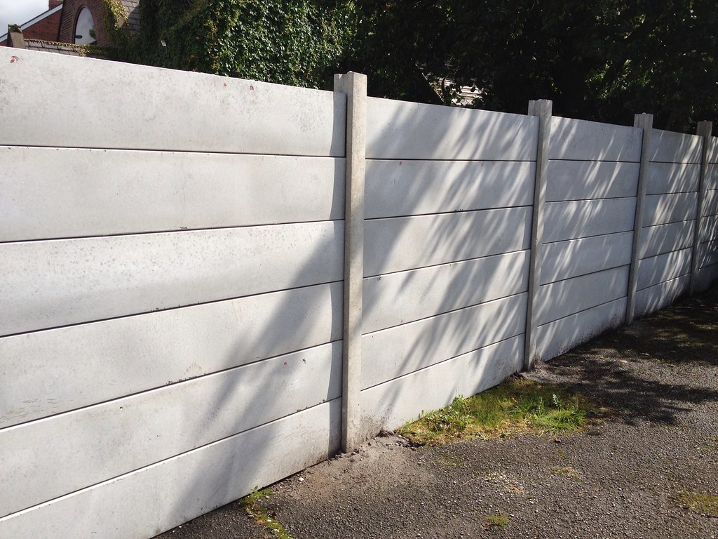Industrial Plain Precast Panel Fencing This is the type of… Flickr