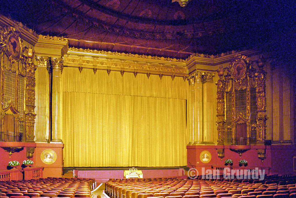 00 SF Castro 23 San Francisco Castro Theater. The stage wi… Flickr